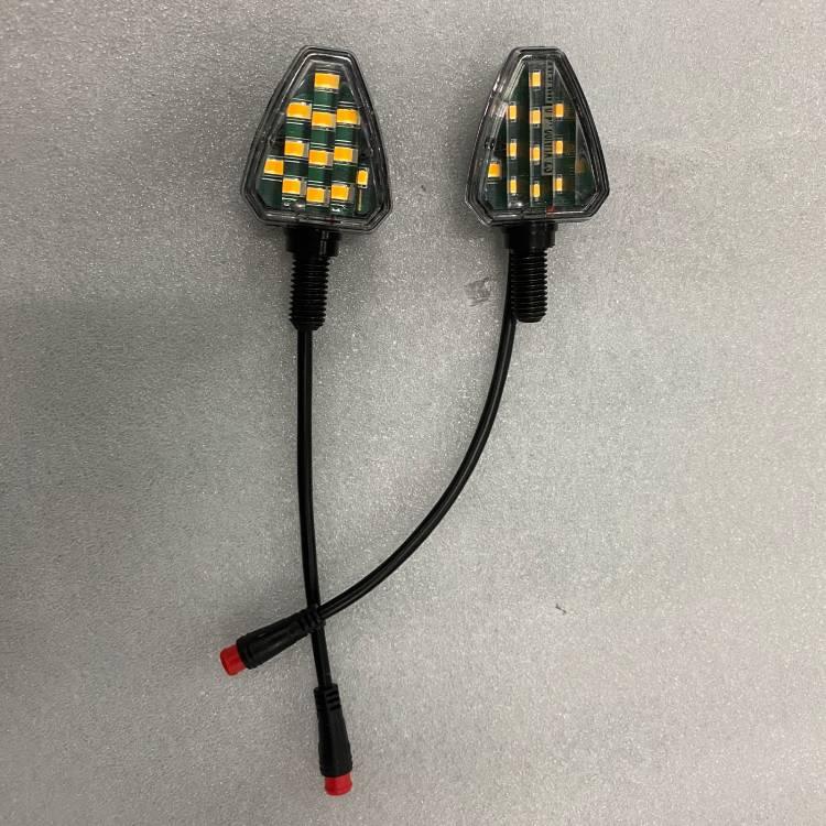 H001/R6 共通ウィンカー