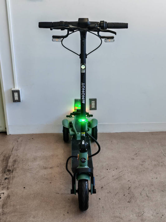 【認定中古車】特定小型原付ST3（Bグレード）