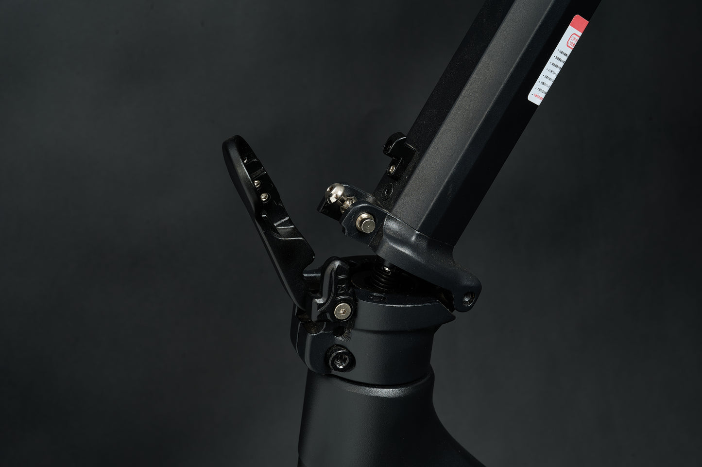 AINOHOT SAGA suv│電動キックボード