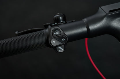 AINOHOT SAGA suv│電動キックボード