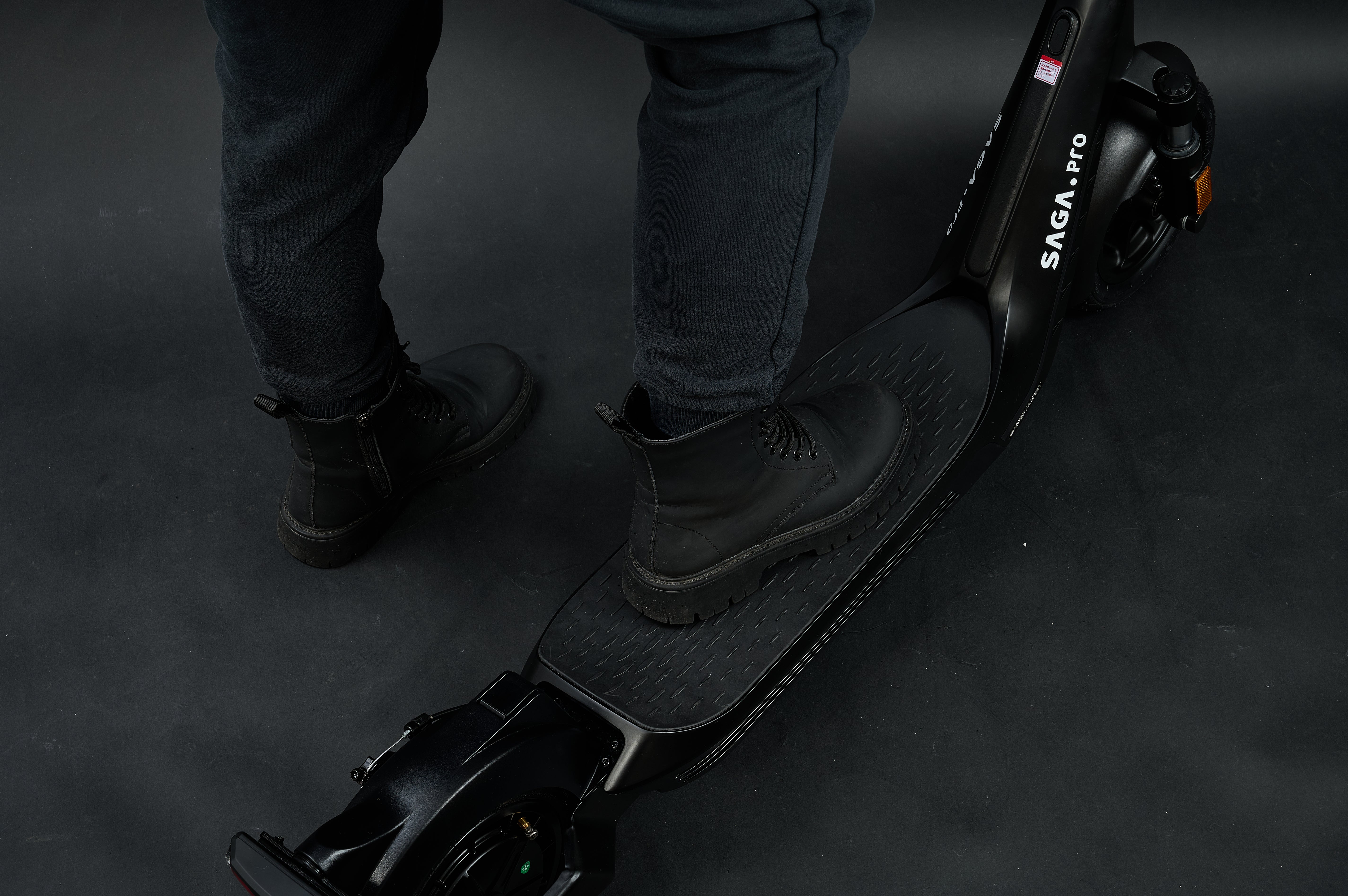 【未開封】イノセンス インターナショナルバージョン Type MOTOKO IF44BK ロッドボックス290｜INNO（イノー）｜製品情報