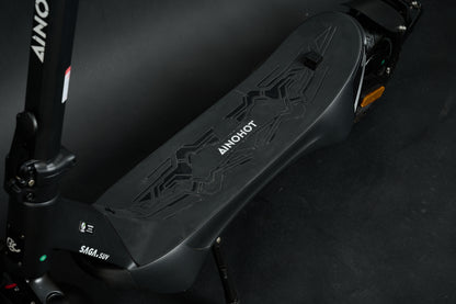 AINOHOT SAGA suv│電動キックボード